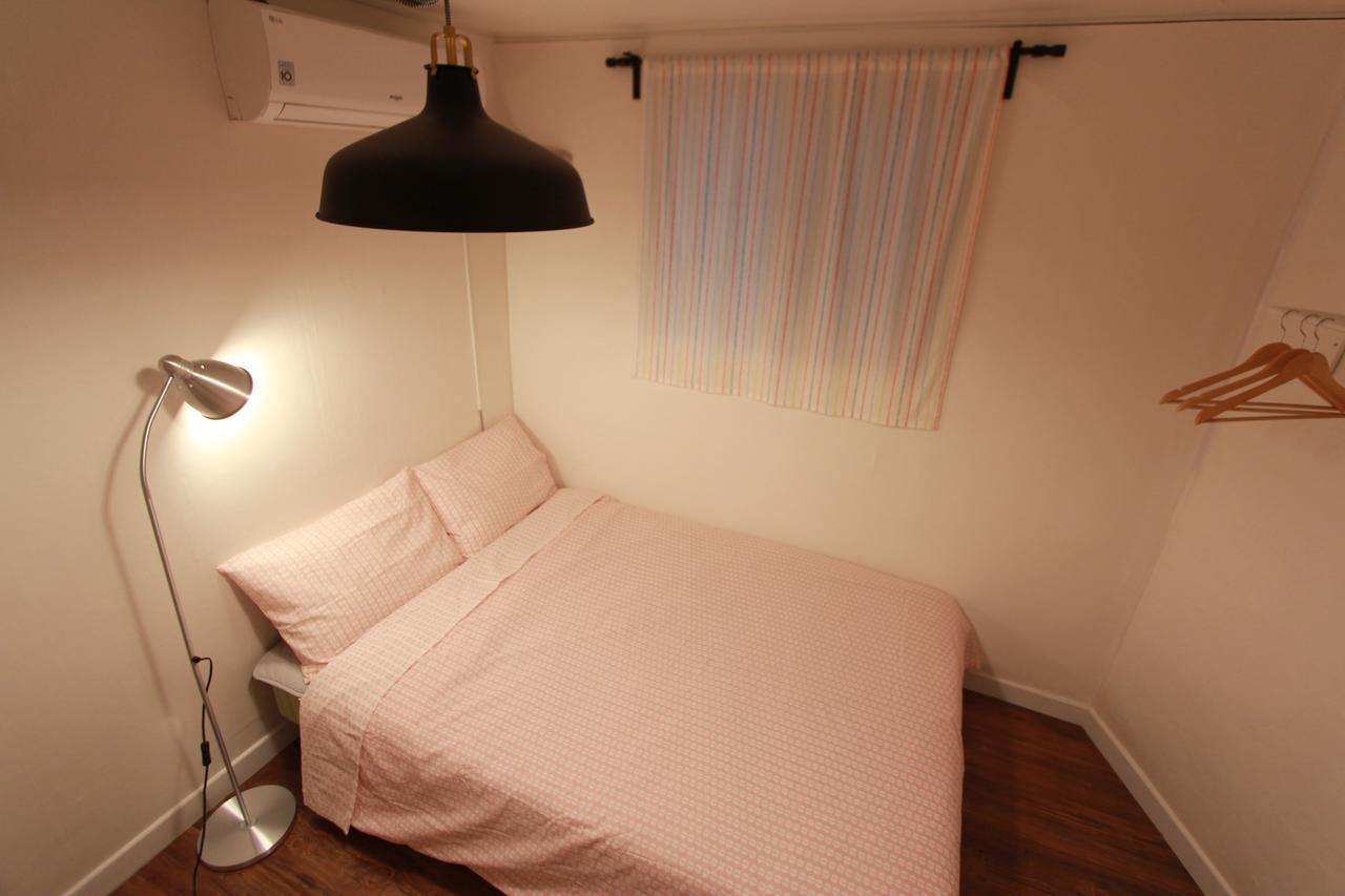 Apelbaum2 Hongdae Hotel Seoul Bagian luar foto